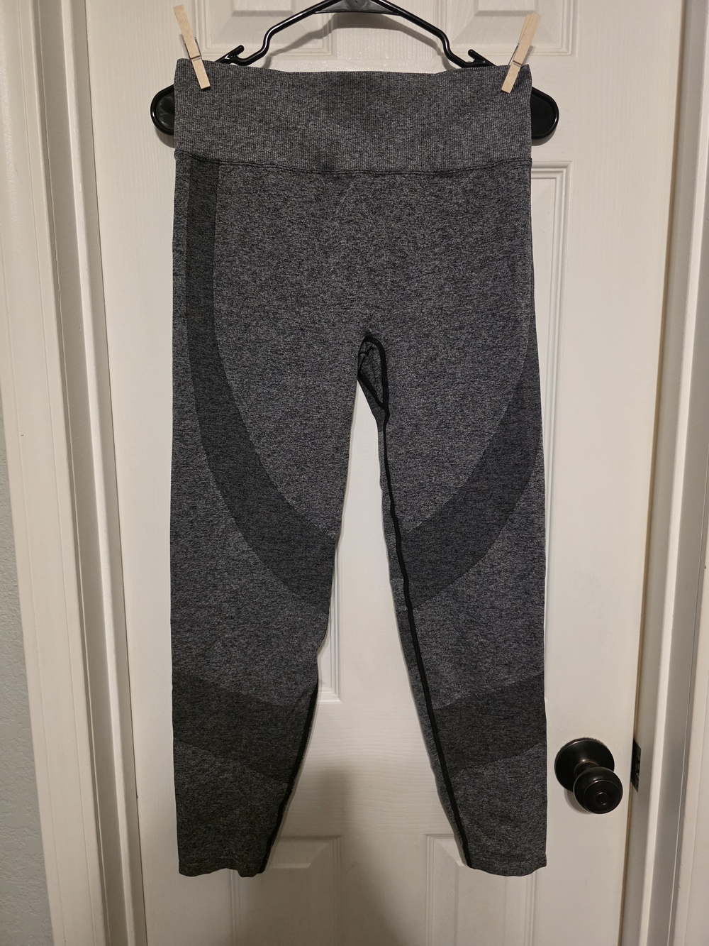 PINK Victoria's Secret Dark Gray Seamless High-Waist Leggings